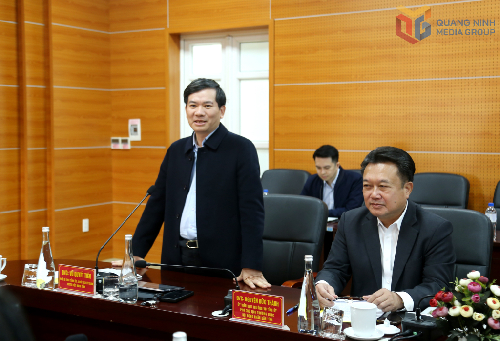 Đồng chí Vũ Quyết Tiến, Phó Bí thư Tỉnh ủy, Chủ tịch Ủy ban MTTQ tỉnh, phát biểu tại buổi làm việc.