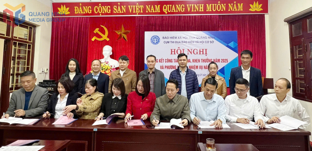 Cụm thi đua BHXH cơ sở trực thuộc BHXH tỉnh ký kết phong trào thi đua năm 2026.