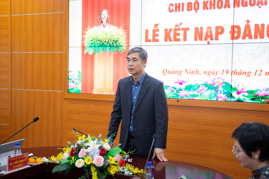 A person standing in front of a screenAI-generated content may be incorrect.